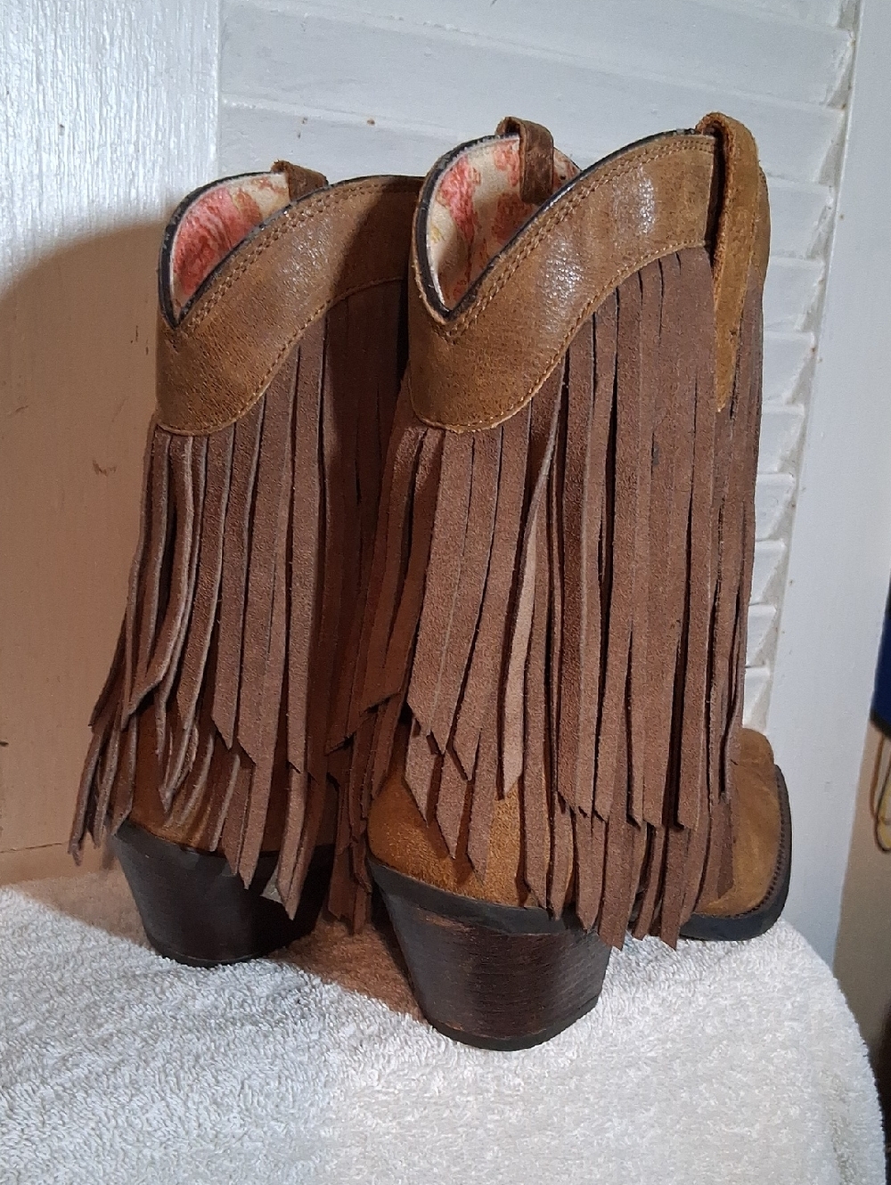 ARiat Fringe Boots - Picture 3 of 9